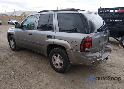 2005 Chevrolet Trailblazer Ls z USA, uszkodzony, nr VIN 1GNDT13S752110901
